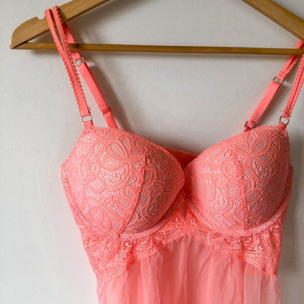 Victoria's Secret VS Coral Pink Lace Babydoll 36D - Picture 3 of 9